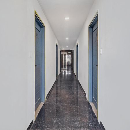 Hotel Super Capital O Qualia Gachibowli Hyderabad Esterno foto