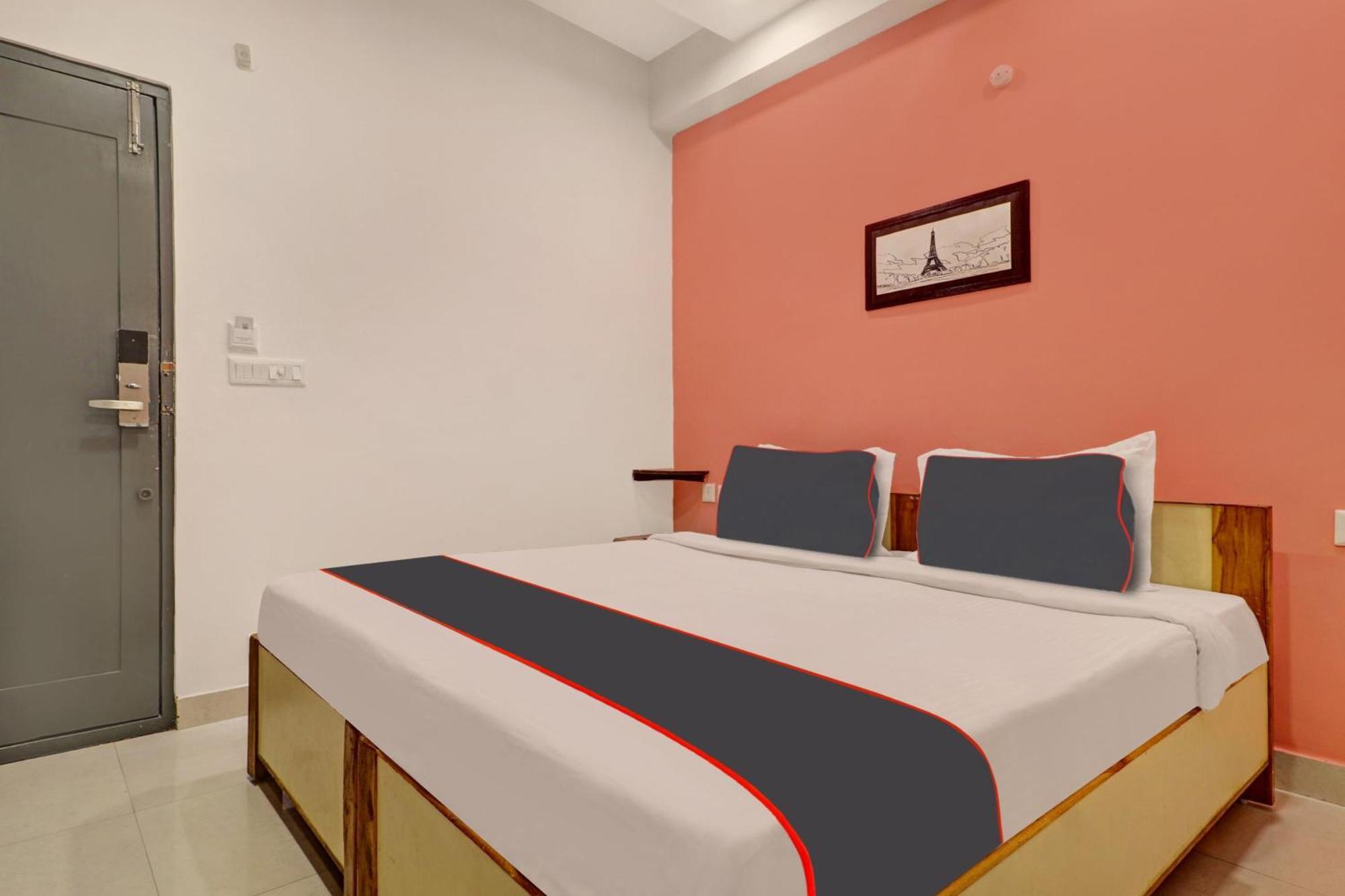 Hotel Super Capital O Qualia Gachibowli Hyderabad Esterno foto