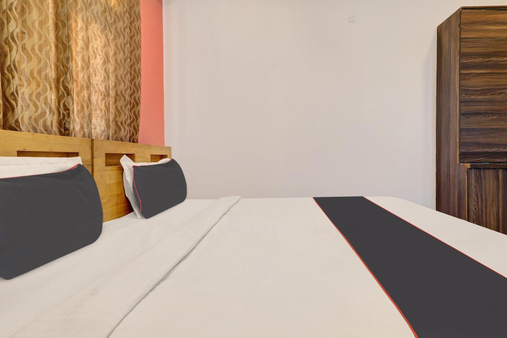 Hotel Super Capital O Qualia Gachibowli Hyderabad Esterno foto