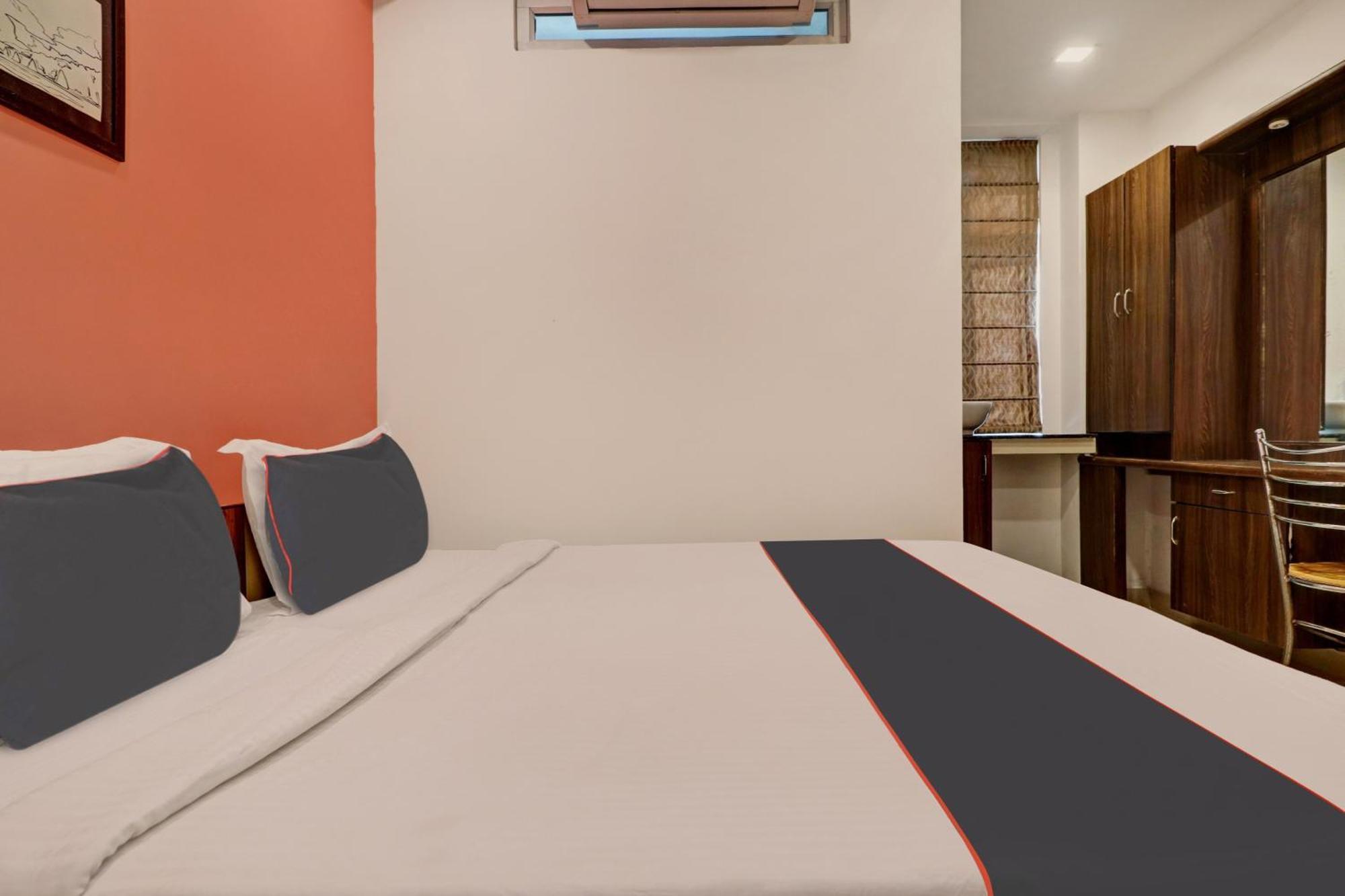 Hotel Super Capital O Qualia Gachibowli Hyderabad Esterno foto